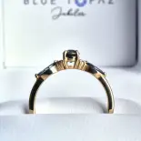 Pierścionek zaręczynowy z aleksandrytem